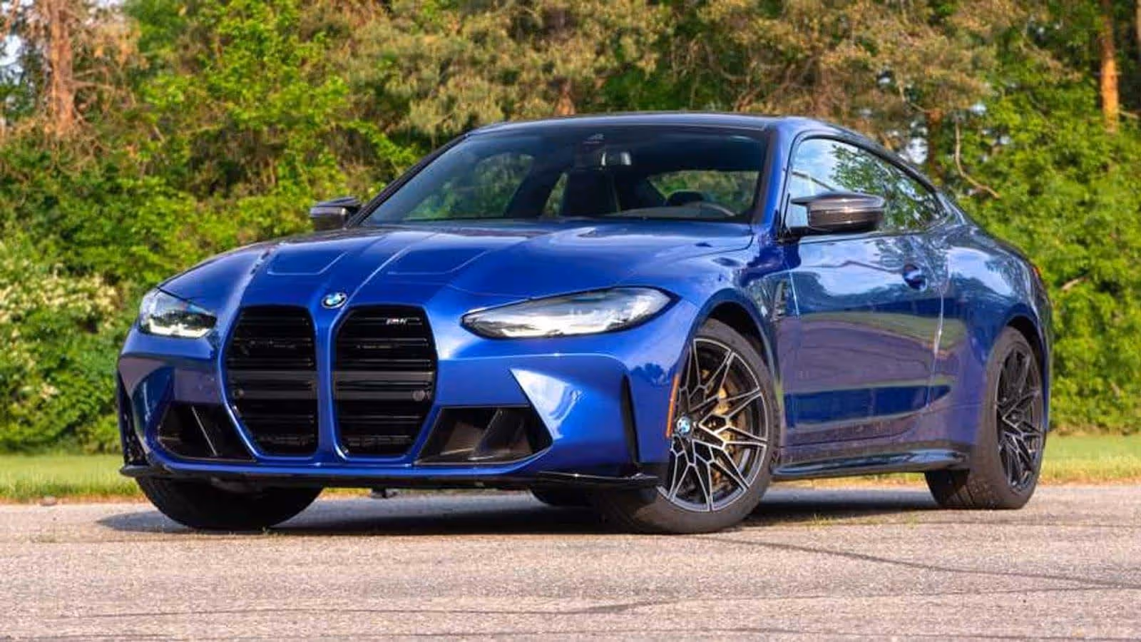 How-the-BMW-M4-Stands-Out-in-